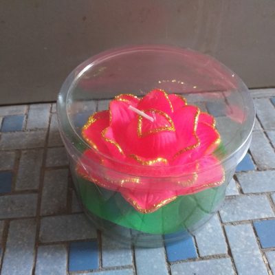 Nến hoa sen nở đẹp cháy lâu 15h chỉ 90k/nến