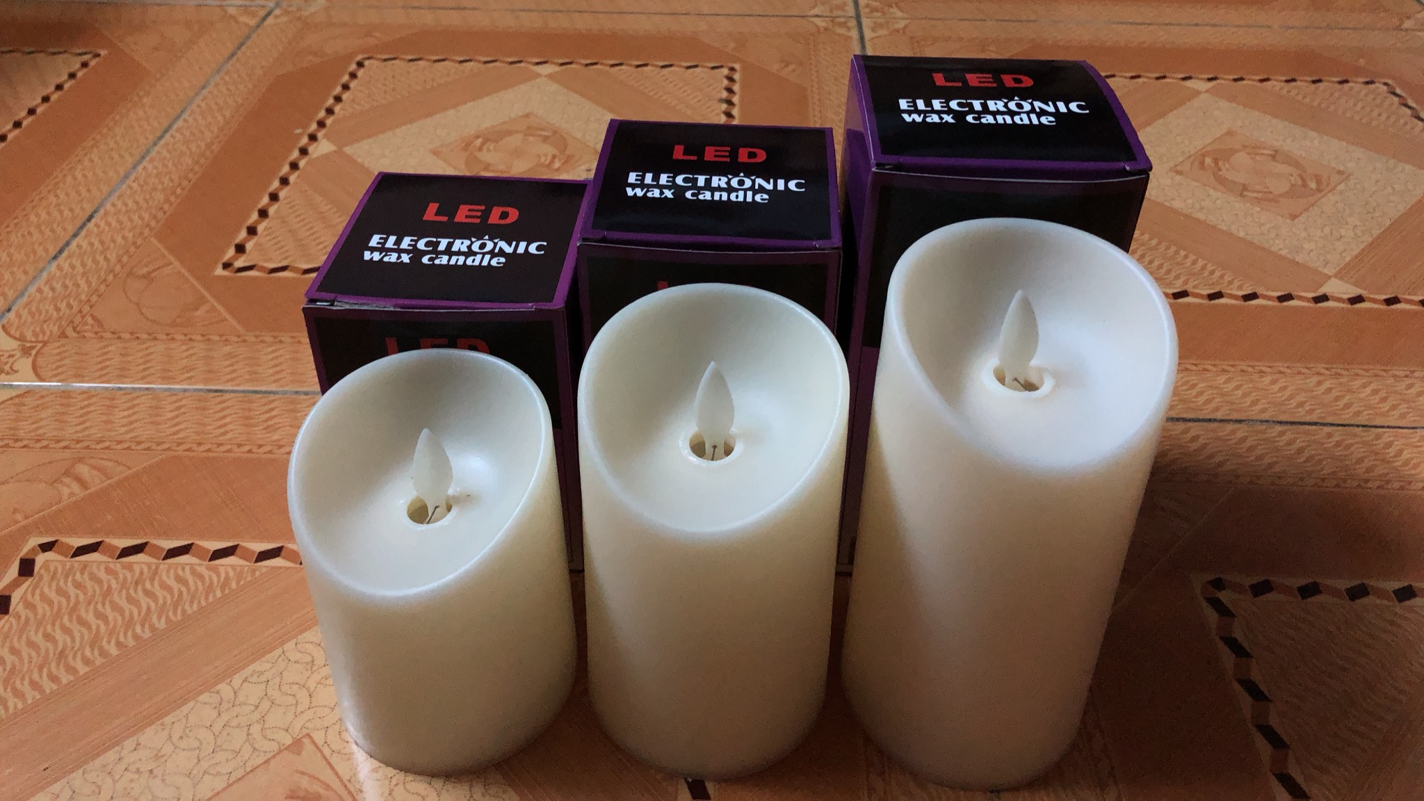 Nến trụ điện tử tim dao động loại 1 cao cấp sáng hơn 24h cao từ 7cm đến 15cm giá chỉ từ 40k/cây