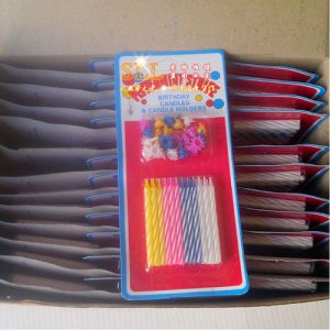 Nến sinh nhật nhỏ vỉ 12-24 cây giá rẻ chỉ 15k/vỉ